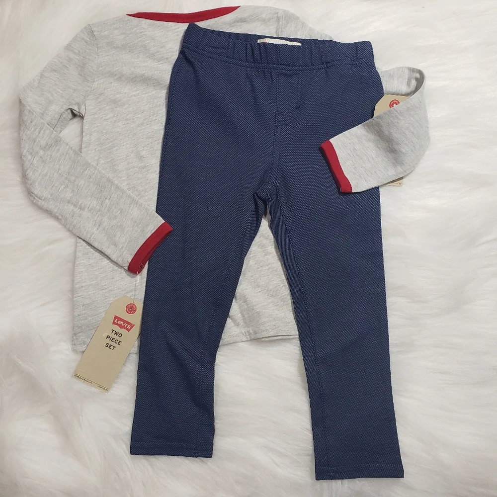 Levi's two-piece set leggings and long sleeve‎ top size 2T